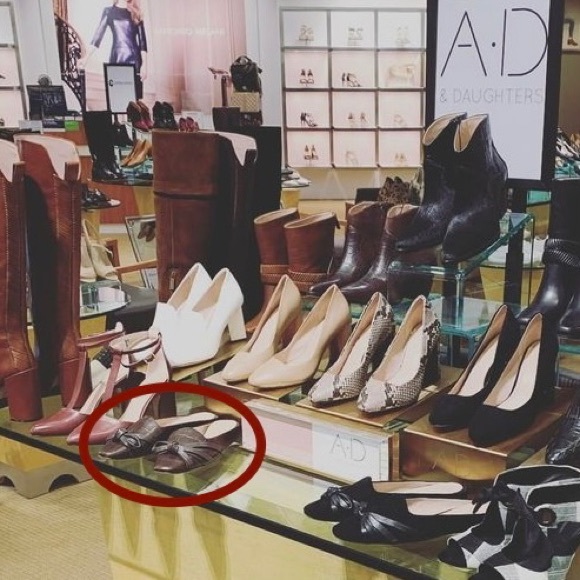 AD & Daughters Brown Croc-Embossed Leather Mules, Leather Soles and Lini… - Picture 15 of 15